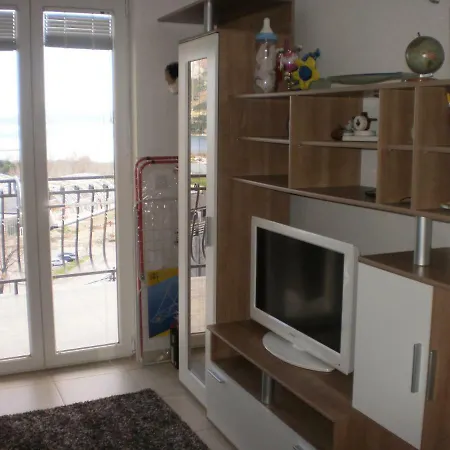 Apartman Ana Omis Exterior photo